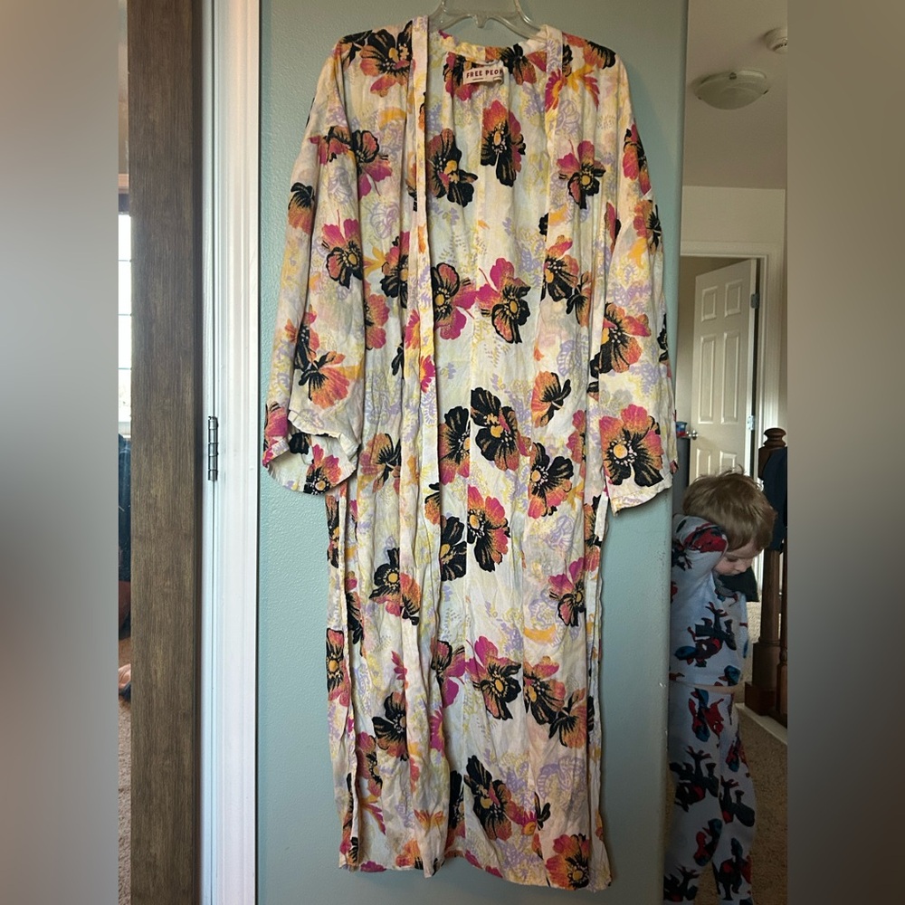 Free people floral kimono duster robe size medium